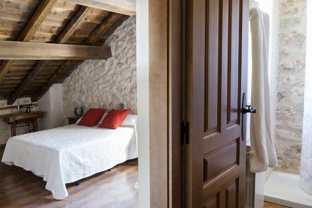 Casa Rural Los Yeros Aldeasoña - Segovia Exterior foto